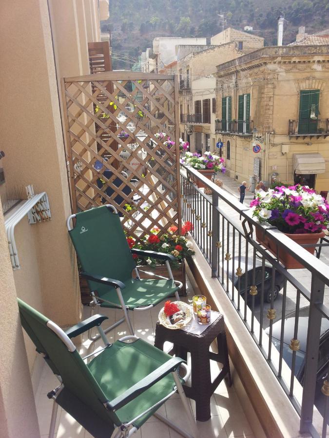 Marconi E Garibaldi 76 Apartment Castellammare del Golfo Exterior foto